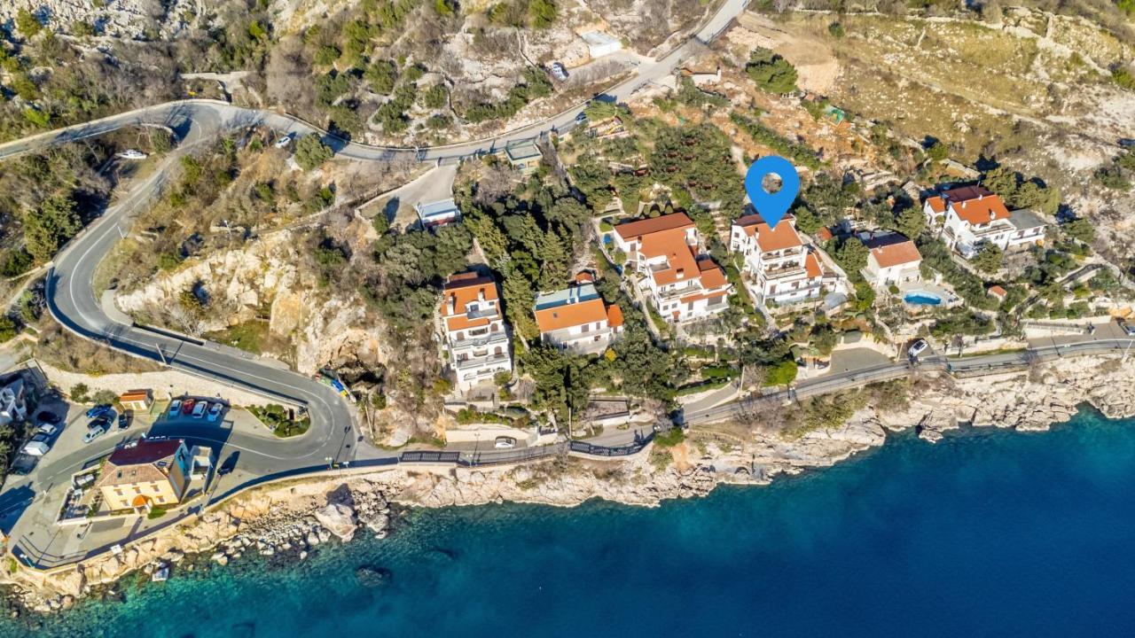 Lori Daire Baška Dış mekan fotoğraf